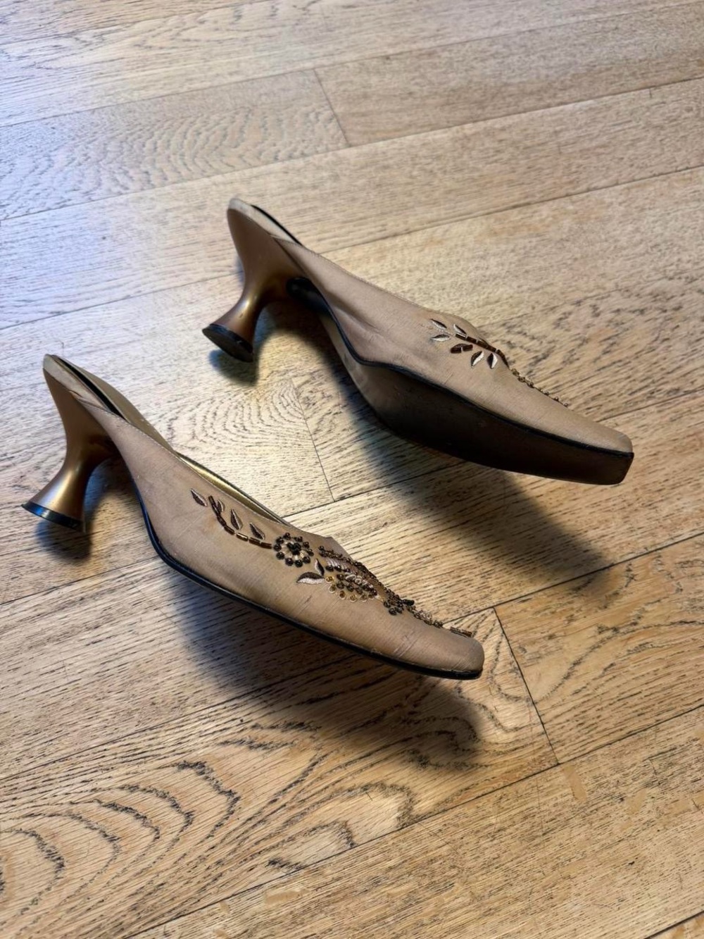 Nine West Tan Embroidered Slip-On Heeled Mules - Picture 3 of 8